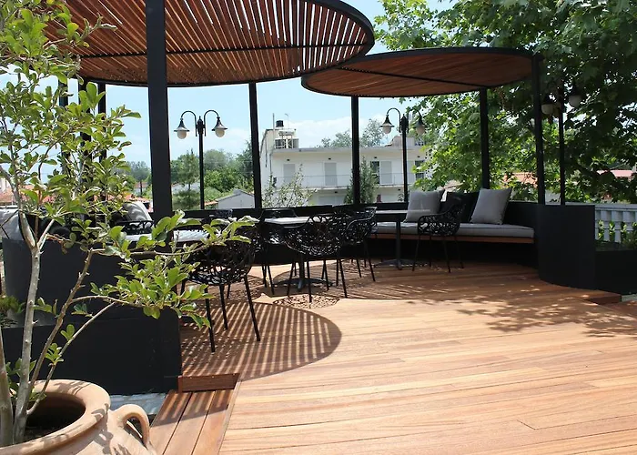 Zeus Hotel 3*