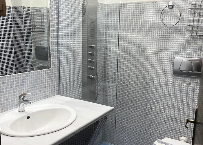 Zeus Hotel 3*