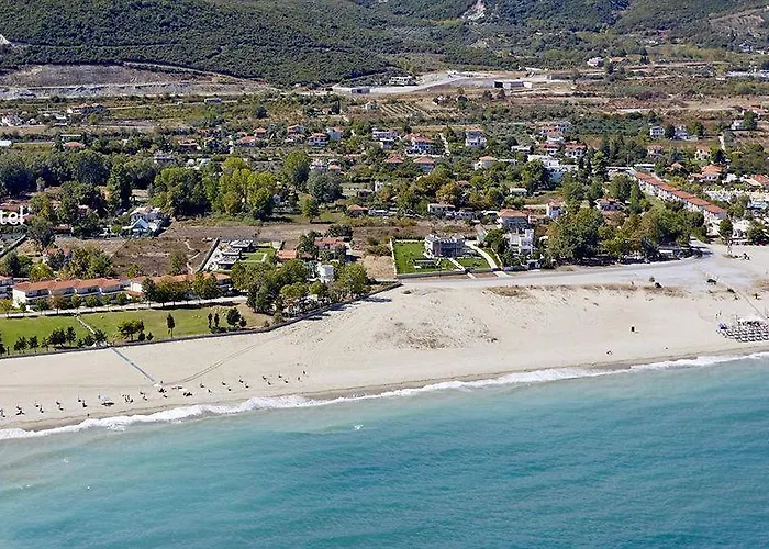 Zeus Hotel 3*